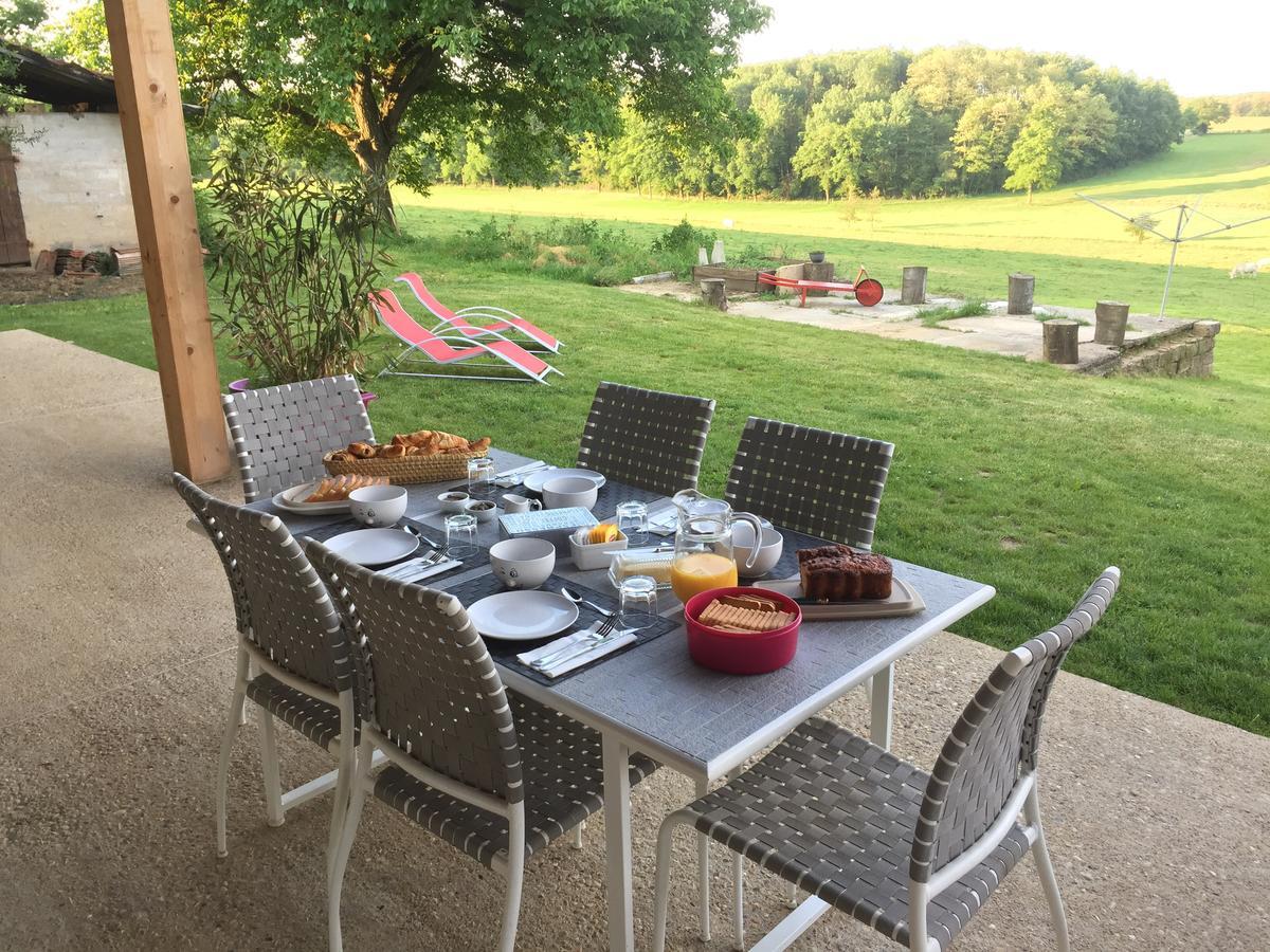 La Ferme Du Bonheur Bed & Breakfast Arbigny Bagian luar foto